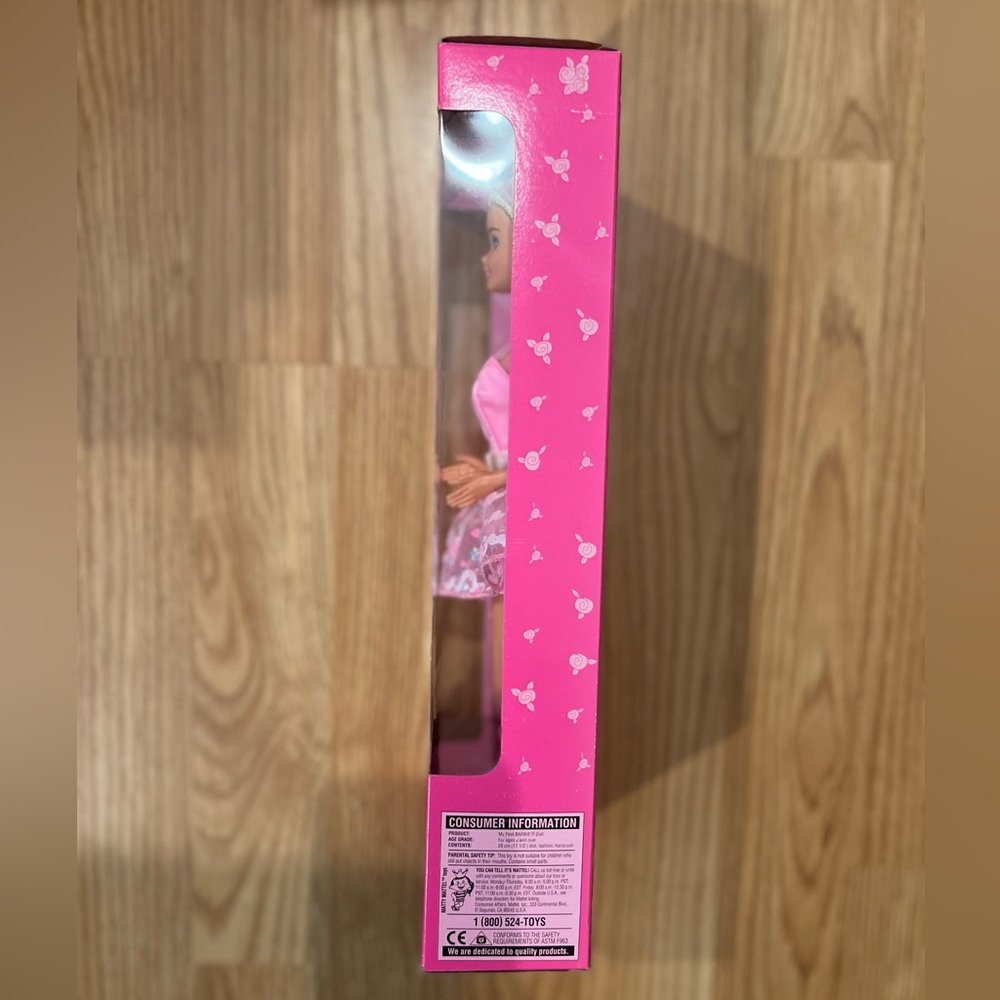 NIB/NRFP My First Barbie doll: Easy To Dress - Picture 6 of 9